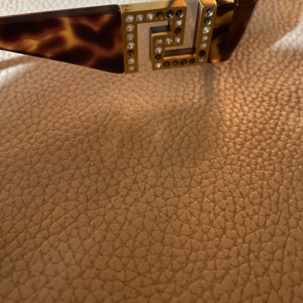 NEW VINTAGE VERSACE SUNGLASSES - Picture 5 of 7